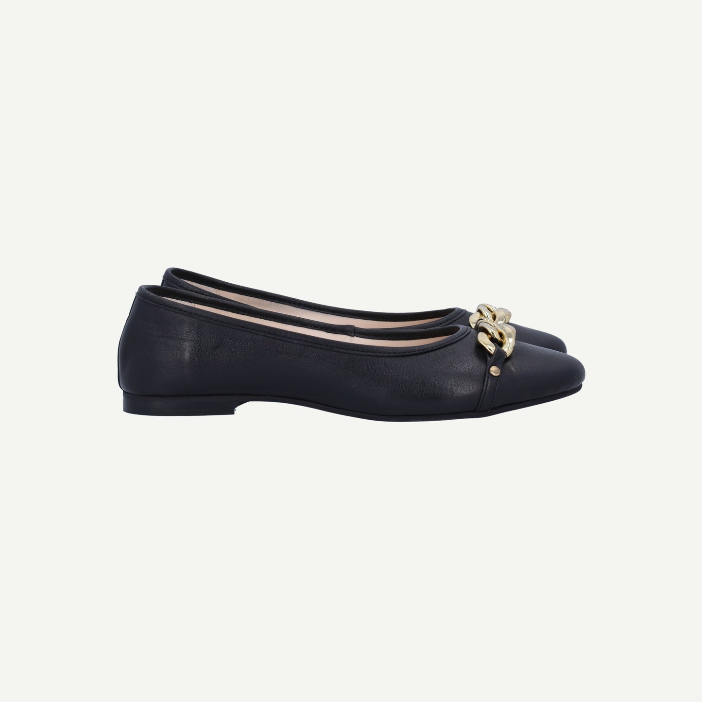 Hassel Shoes