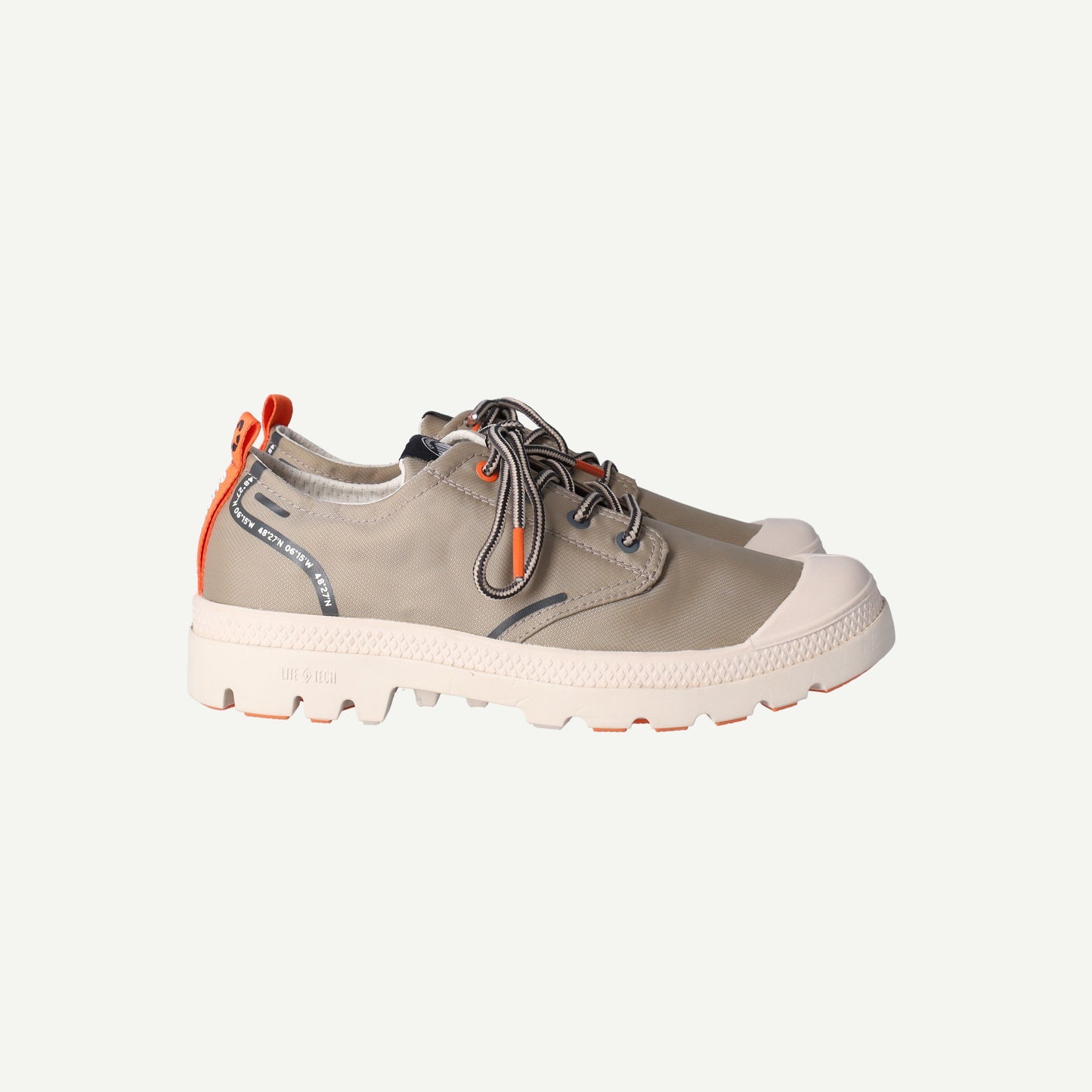 Palladium shoe