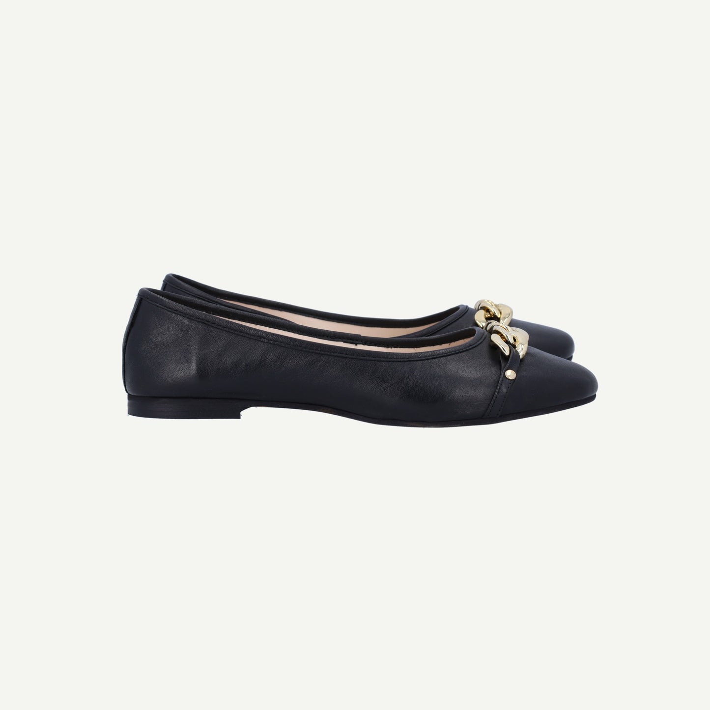 Hassel Shoes