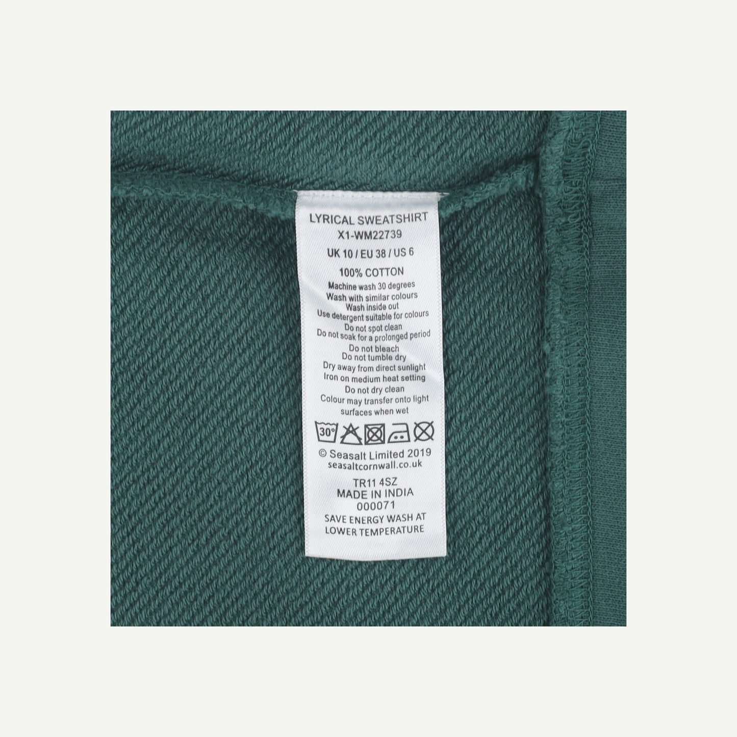 Sweatshirt