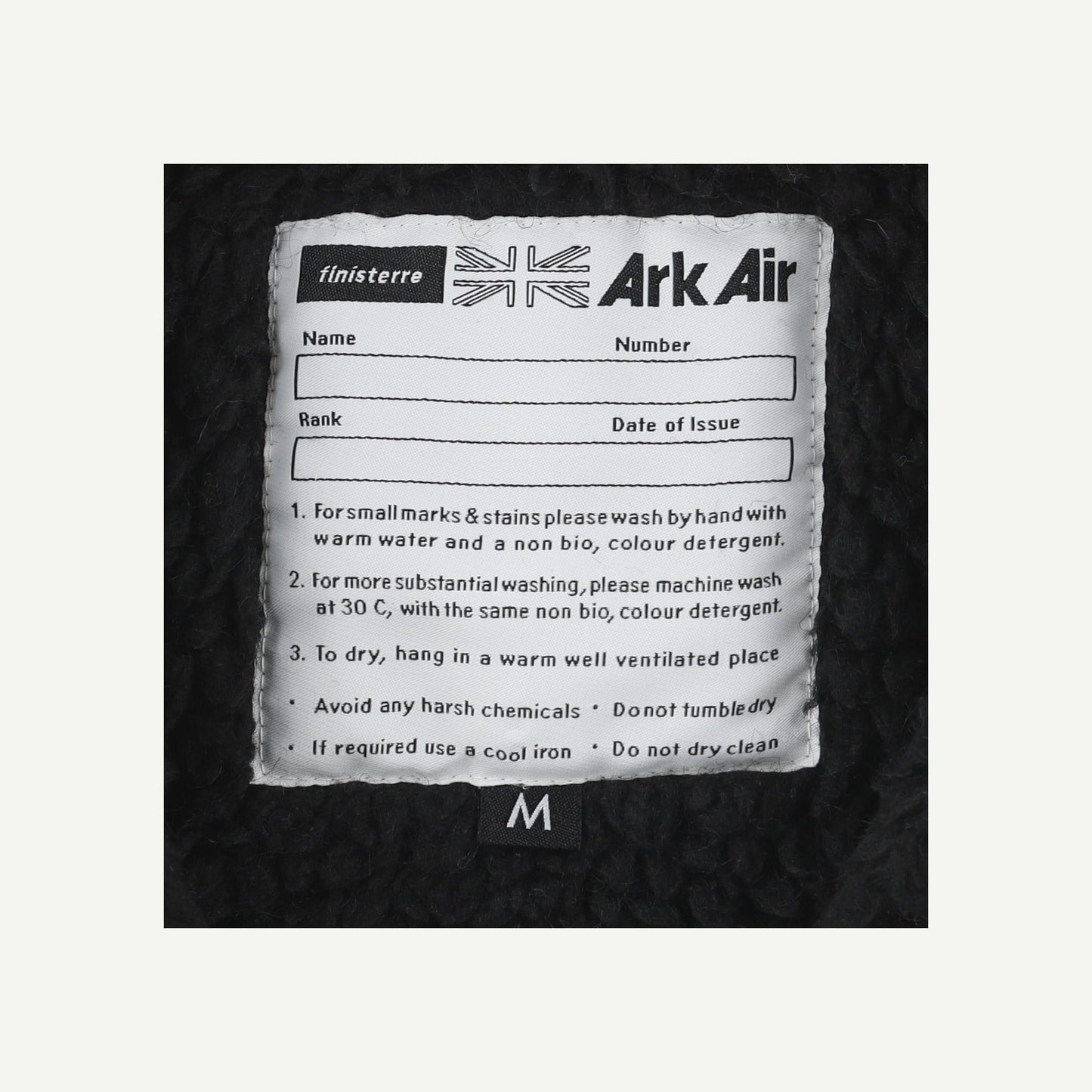 Black coat Ark Air x Finisterre